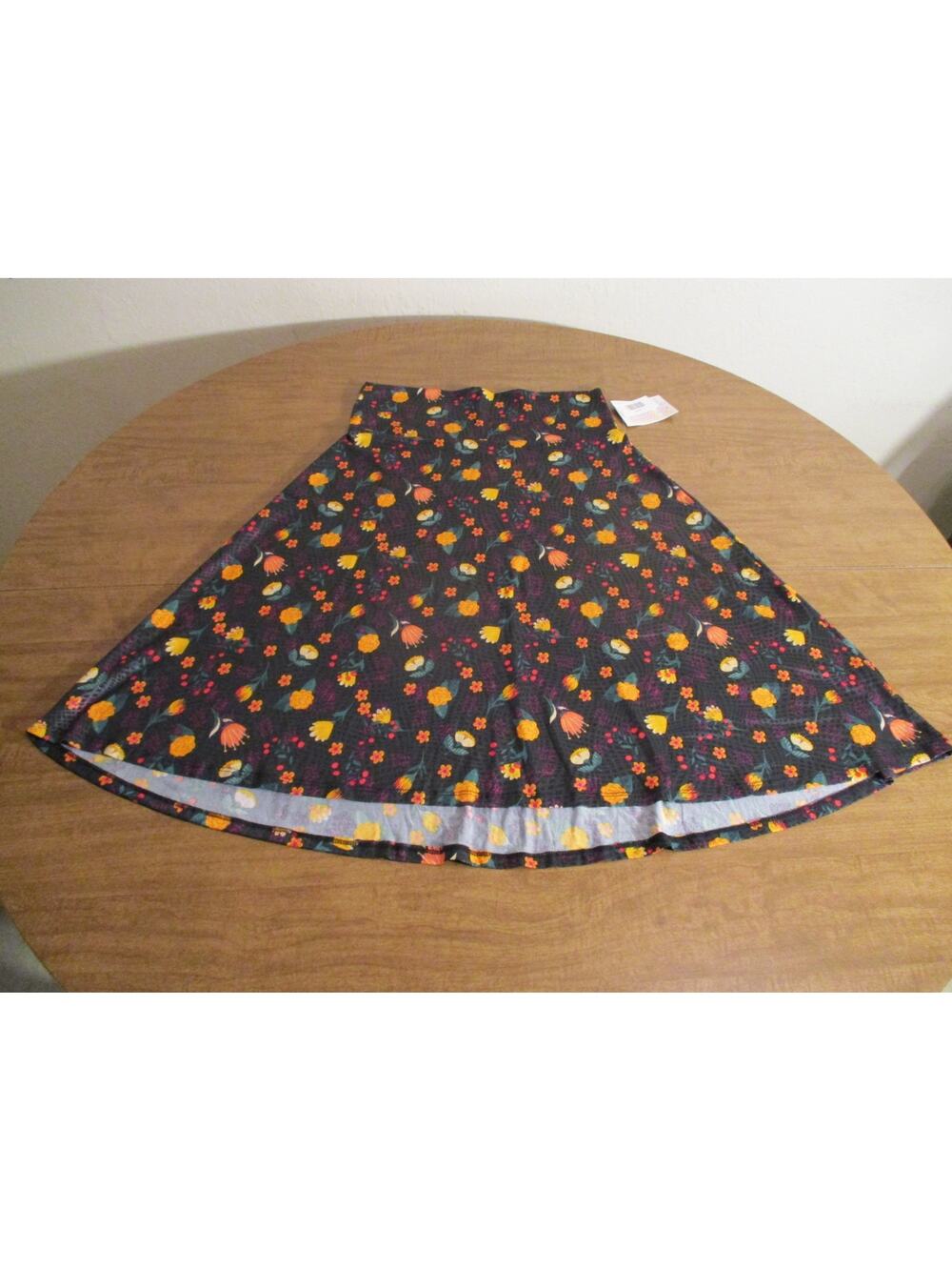 LULAROE AZURE SKIRT BLACK GOLD FLORAL SIZE LARGE